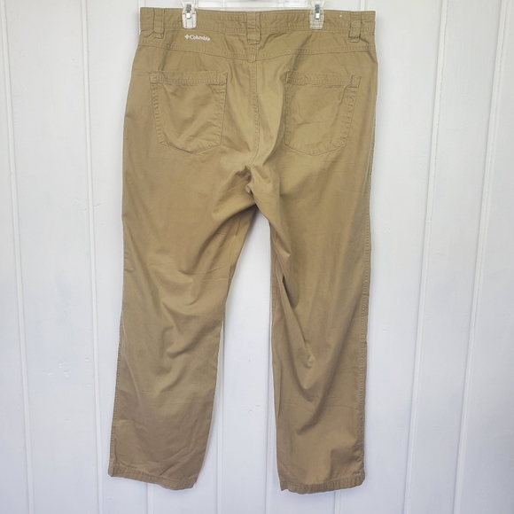 Columbia Men's 40W Omni-Shade Sun Protection Outdoor Lightweight Khaki Pants - Picture 5 of 7